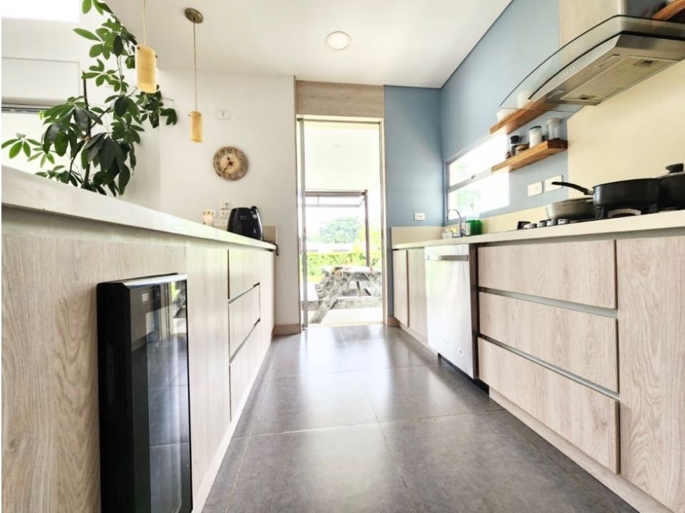 Se Vende Casa Campestre Cerca al Edén con Deposito y parqueaderos — foto 5