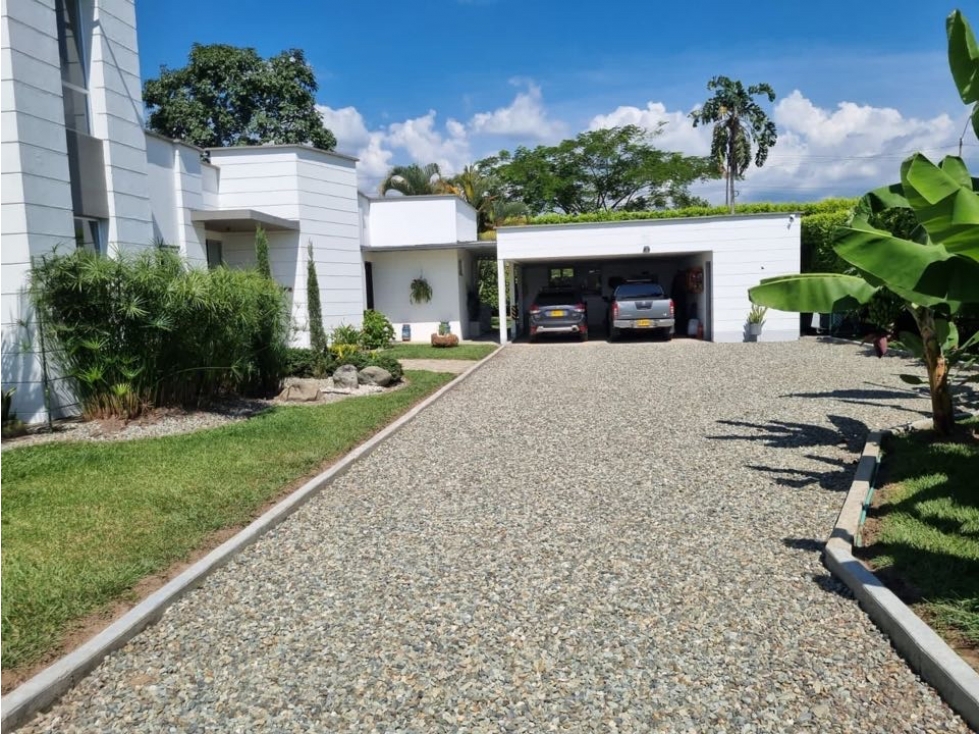 Se ARRIENDA casa campestre cerca al Club Campestre - 2