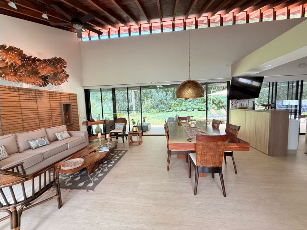 SE VENDE CASA CAMPESTRE CERCA AL CLUB CAMPESTRE — foto 2