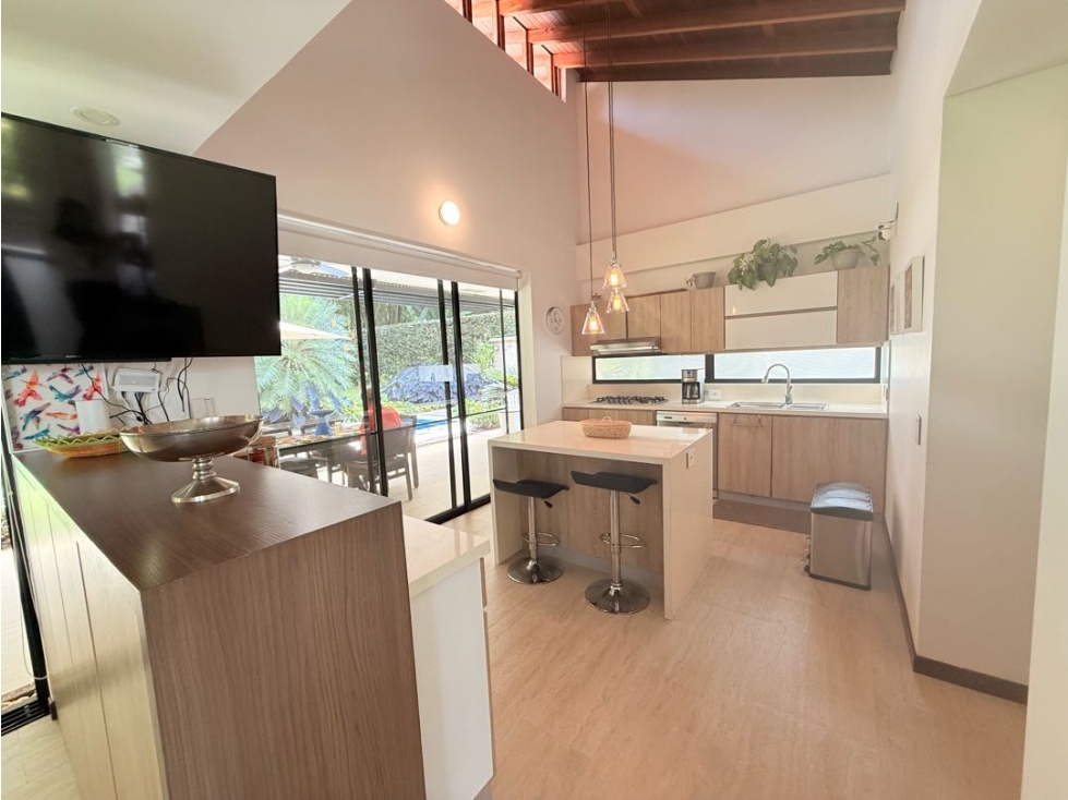 SE VENDE CASA CAMPESTRE CERCA AL CLUB CAMPESTRE — foto 4