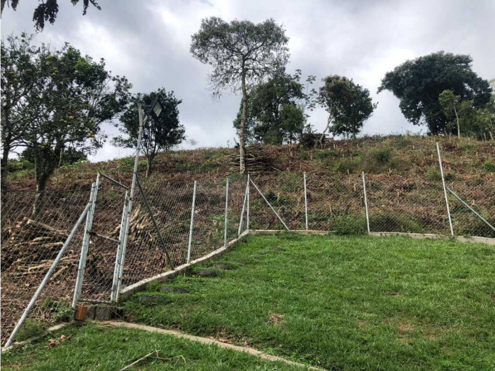 SE VENDE CASA CAMPESTRE COMBIA - 3