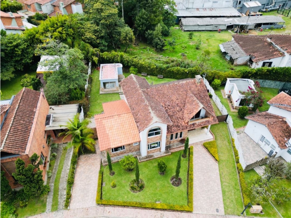 Se vende casa campestre con jacuzzi privado en El Retiro — foto 2