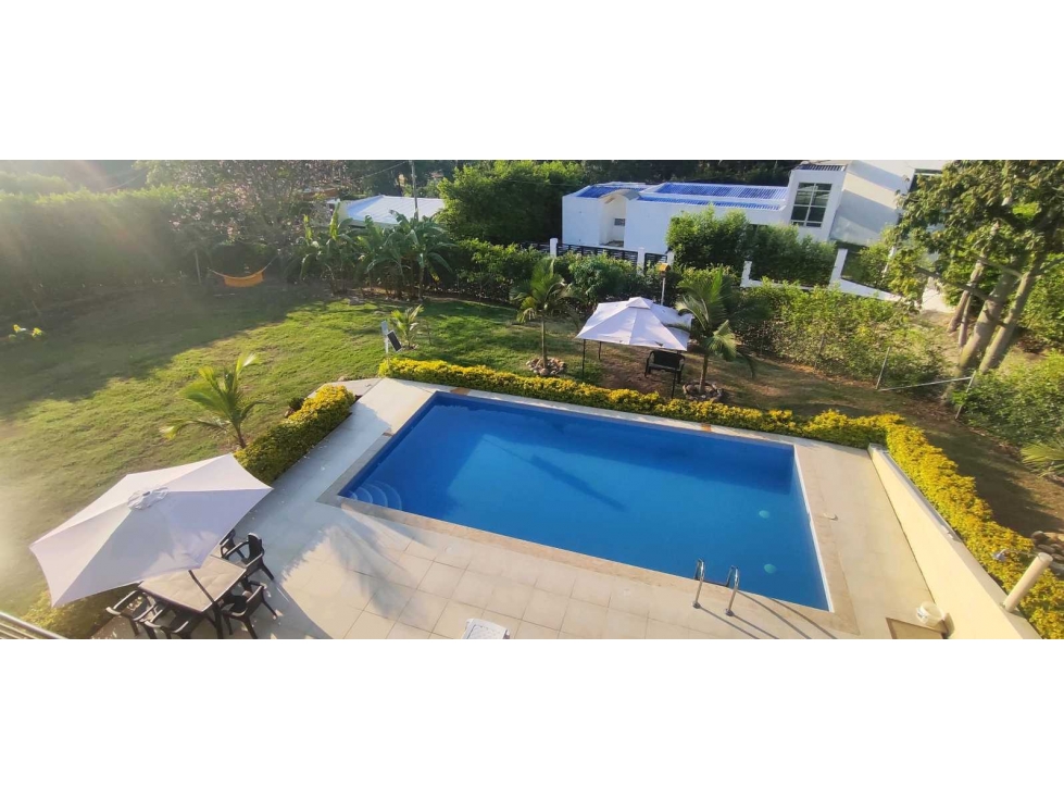 Se vende casa campestre de 1500 M2 en 890 mill con piscina en La Mesa - 6