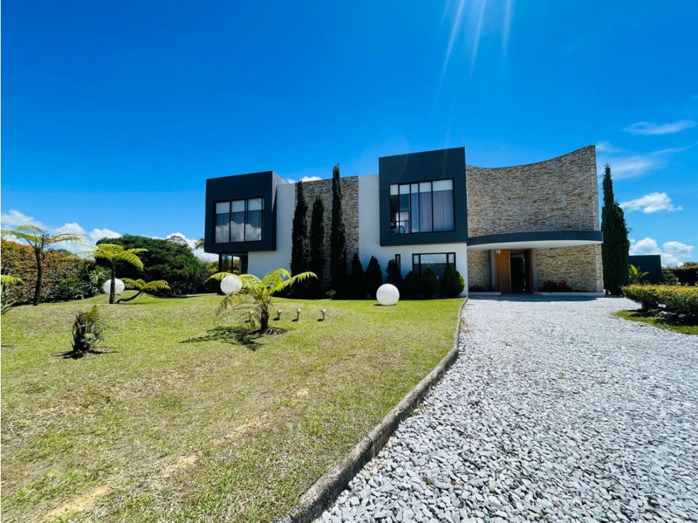 Se vende casa campestre de lujo en unidad cerrada en Llanogrande — foto 4
