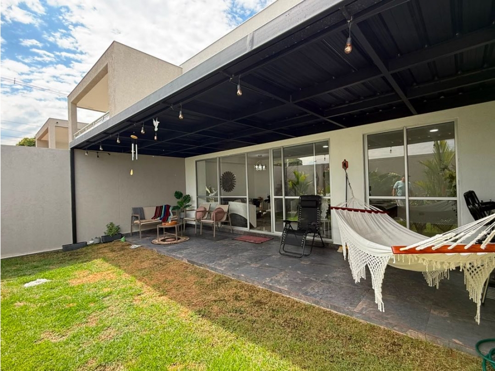 SE VENDE CASA CAMPESTRE EN ALFAGUARA SP