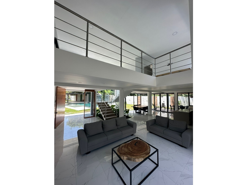 SE VENDE CASA CAMPESTRE EN CARTAGO