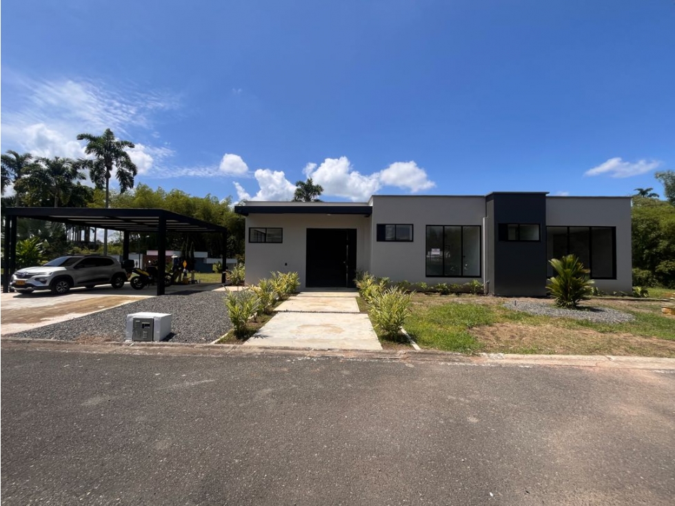 SE VENDE CASA CAMPESTRE EN CERRITOS
