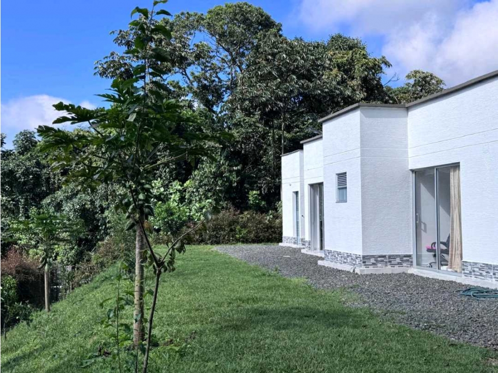 Se vende casa campestre en Circasia Quindio — foto 2