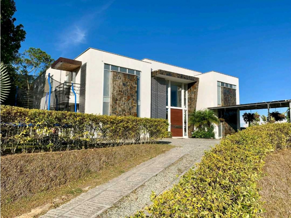 Se vende casa campestre en Circasia Quindío