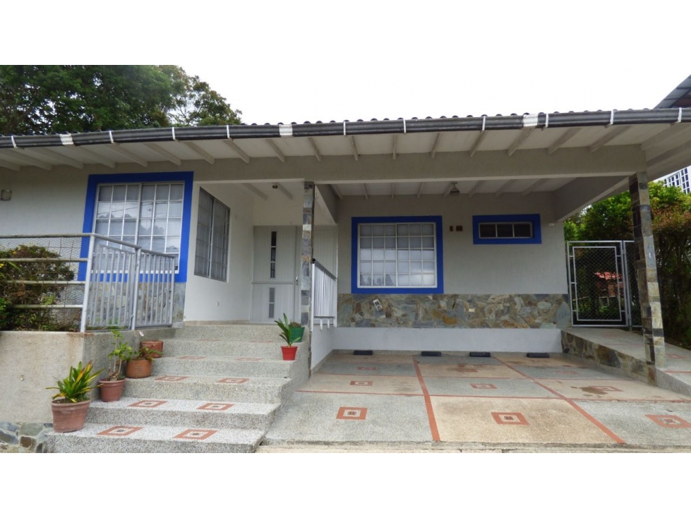 Se Vende Casa Campestre en Conjunto Cerrado Circasia