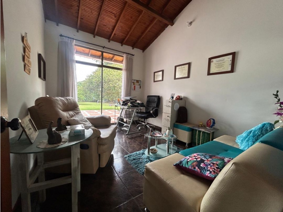 Se vende casa campestre en conjunto cerrado en Circasia Quindío — foto 2