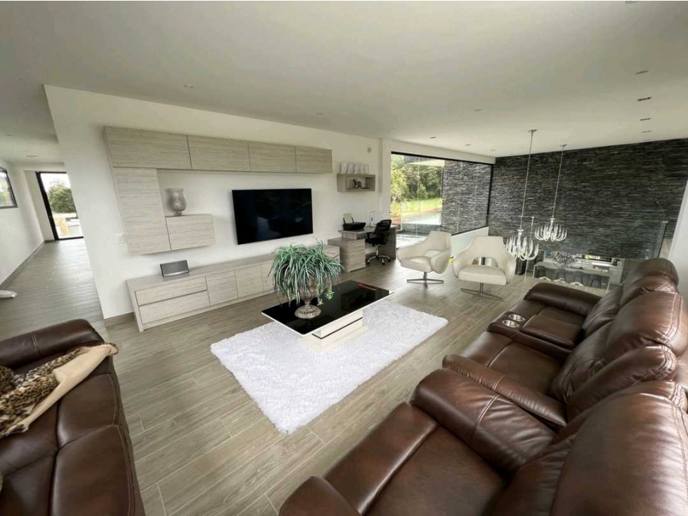 Se vende casa campestre en el alto de las palma