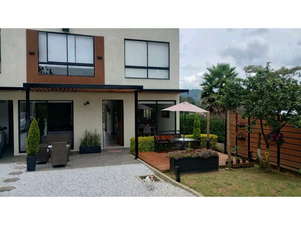 SE VENDE CASA CAMPESTRE EN EL SALADO GUARNE SECTOR PIEDRAS BLANCAS — foto 4
