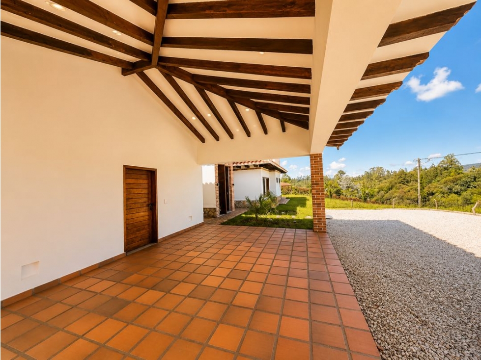 SE VENDE CASA CAMPESTRE EN EL CARMEN DE VIBORAL — foto 2