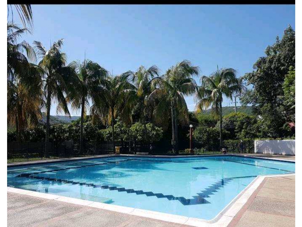 SE VENDE CASA CAMPESTRE EN GIRARDOT - 1
