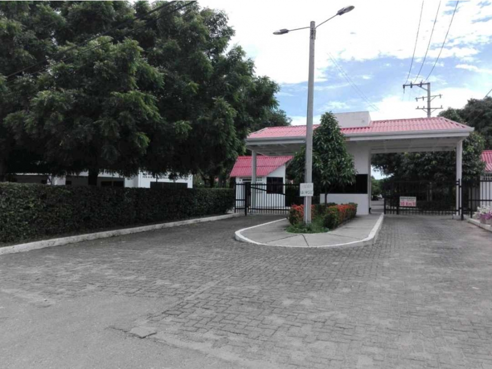 SE VENDE CASA CAMPESTRE EN GIRARDOT - 4