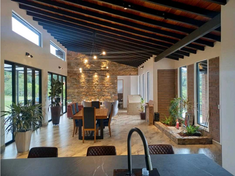 Se vende casa campestre en guarne via al aeropuerto — foto 3