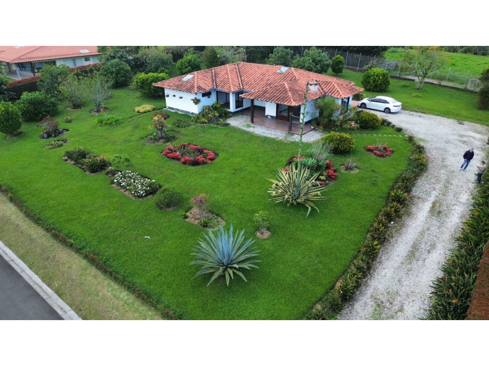 SE VENDE CASA CAMPESTRE EN LA CEJA EN PARCELACION CASA 1 SOLO NIVEL