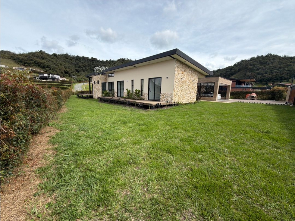 SE VENDE CASA CAMPESTRE EN LA CEJA PARA ESTRENAR SECTOR EL TAMBO MODER — foto 2