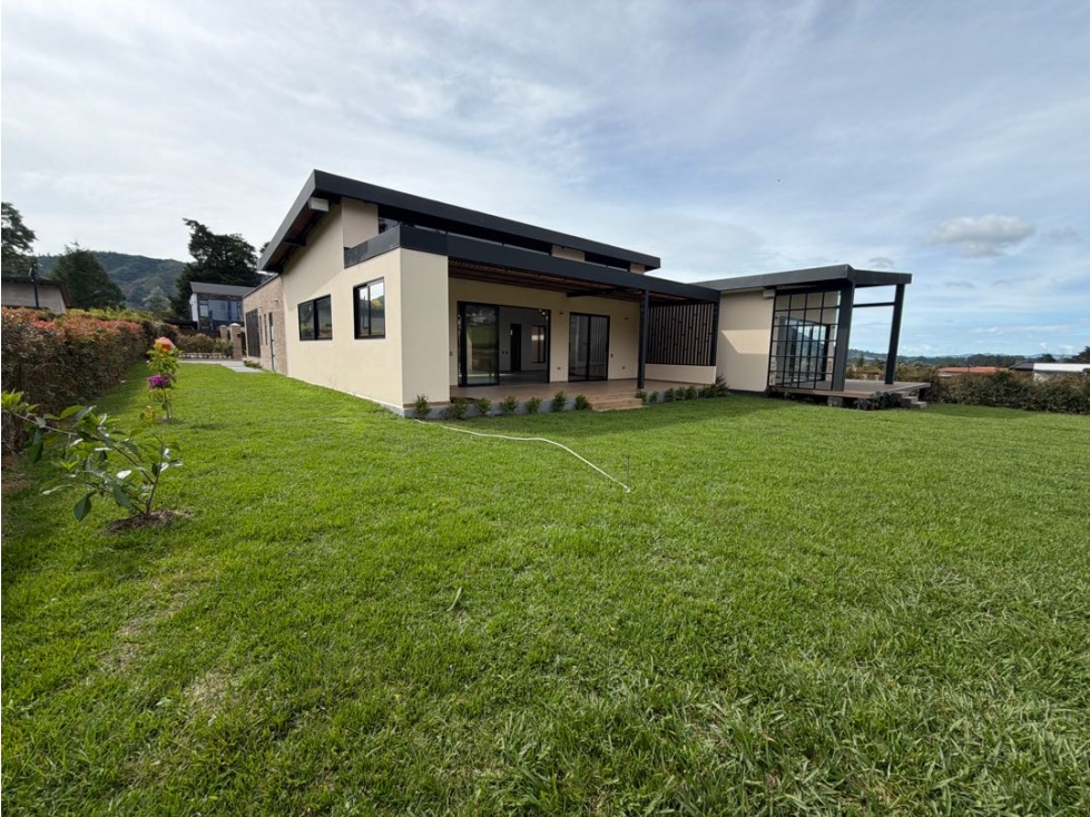 SE VENDE CASA CAMPESTRE EN LA CEJA PARA ESTRENAR SECTOR EL TAMBO MODER — foto 3