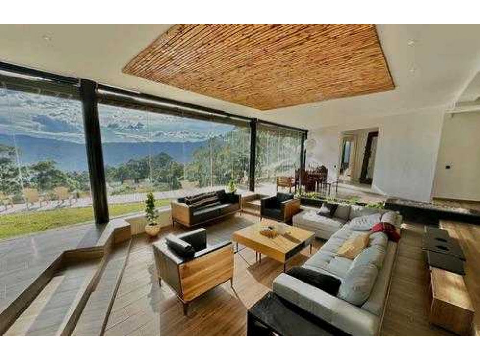 Se vende casa campestre en medellin sector las palma