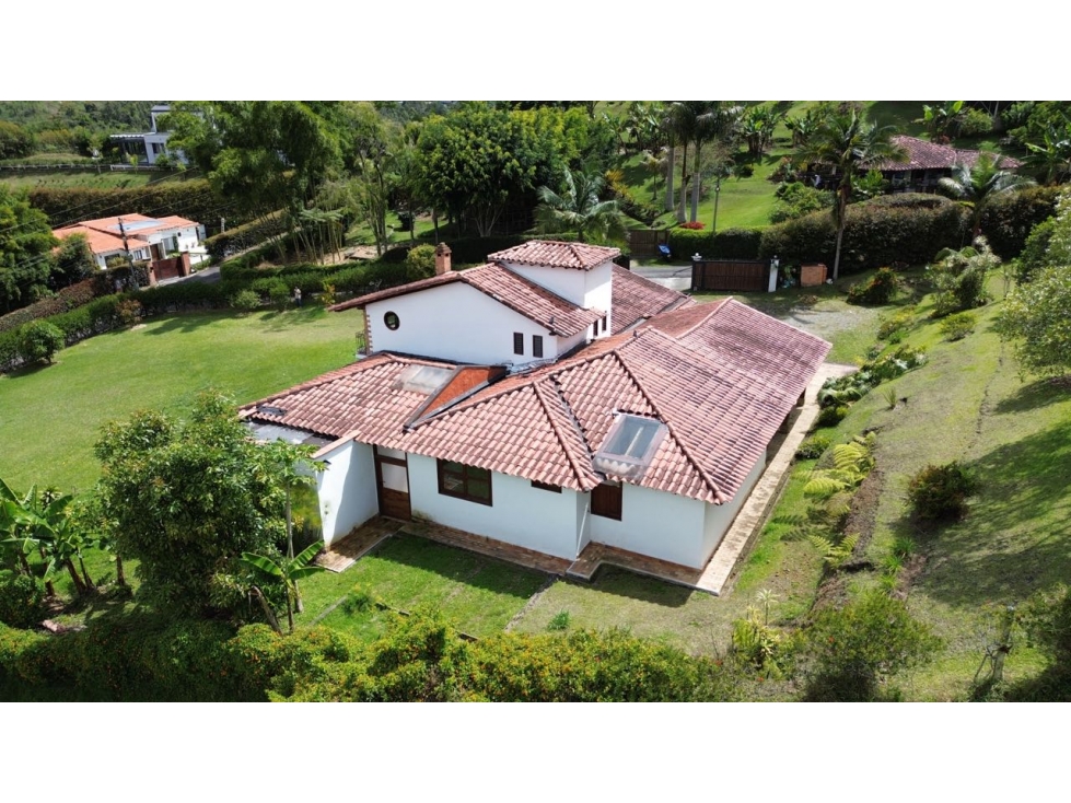 Se vende casa campestre en Parcelacion vía Don Diego/Llanogrande