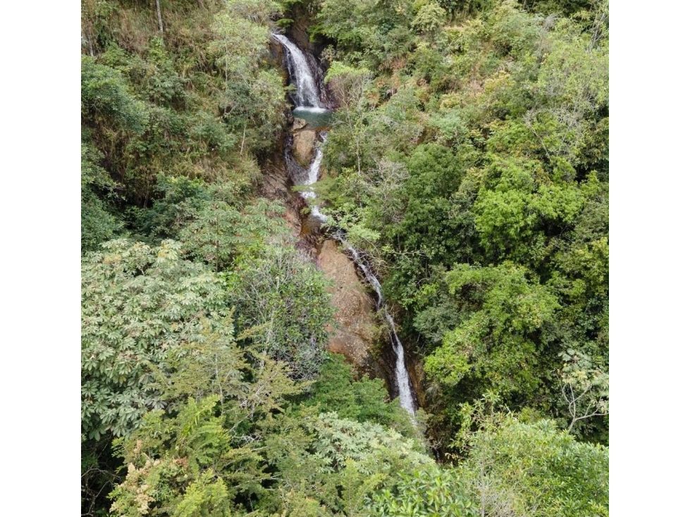 SE VENDE CASA CAMPESTRE EN PARCELACION EN LA BUITRERA VÍA EL ROSARIO — foto 2