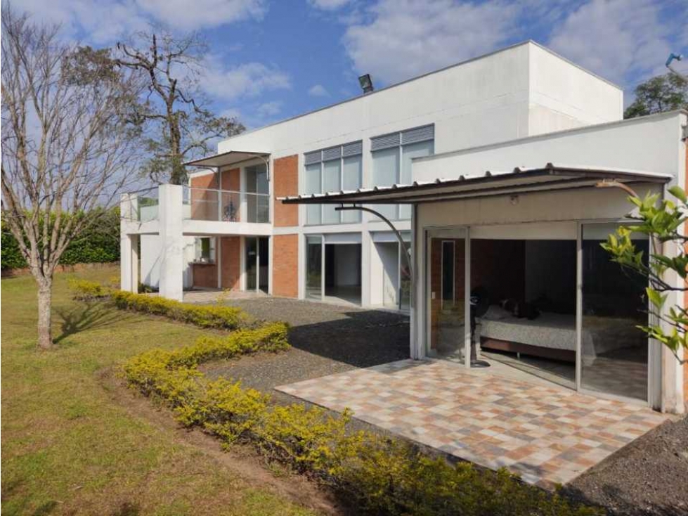 Se vende casa campestre en Pueblito Cafetero