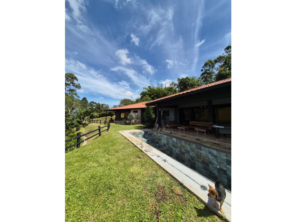 Se vende casa campestre en Rionegro, Ojo de Agua — foto 3
