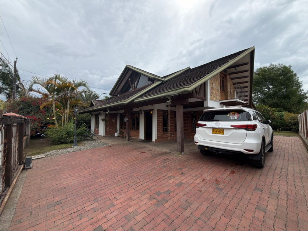 SE VENDE CASA CAMPESTRE EN RIONEGRO GUALANDAY LLANOGRANDE