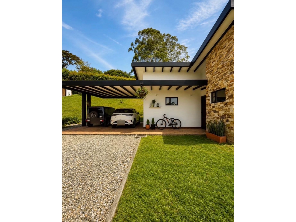 SE VENDE CASA CAMPESTRE EN RIONEGRO — foto 2
