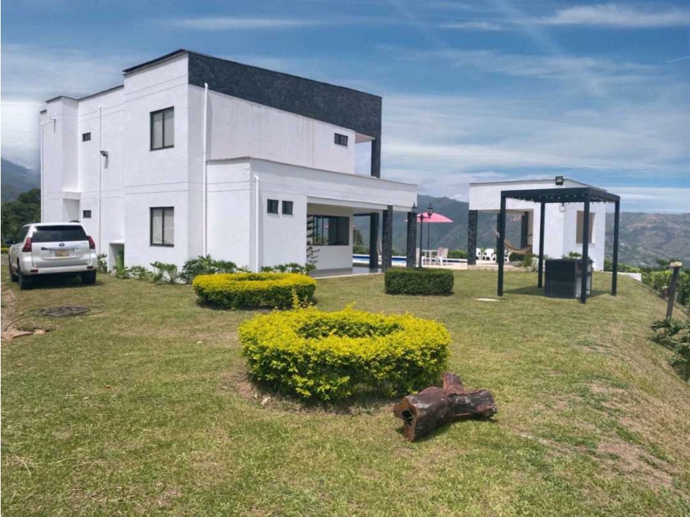 Se vende casa campestre en san jerónimo antioquia