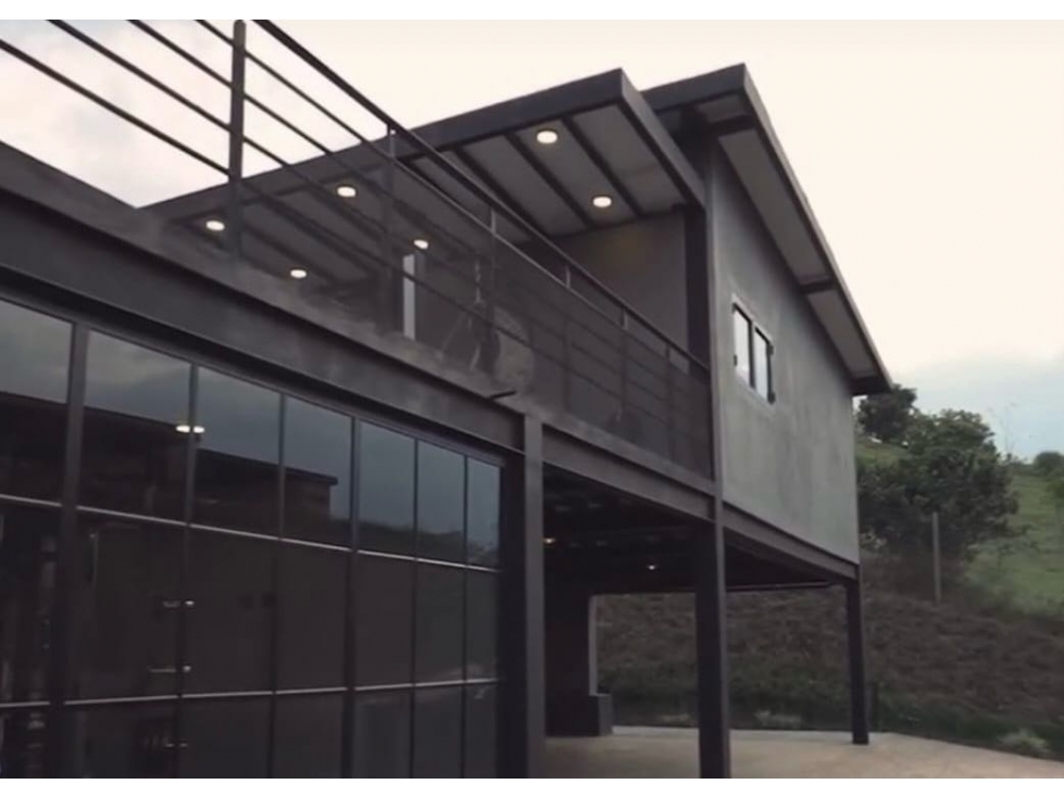 Se vende casa campestre estilo industrial vía san Antonio - La Ceja — foto 2