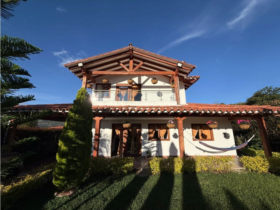 Se vende casa campestre única en Campo Alegre