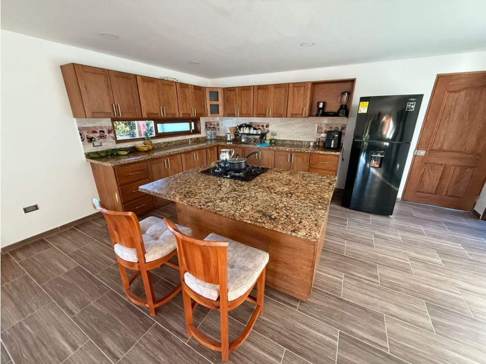 Se vende casa campestre única en Campo Alegre — foto 3