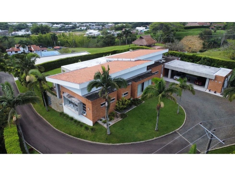 SE VENDE CASA CAMPESTRE SECTOR MALABAR CERRITOS