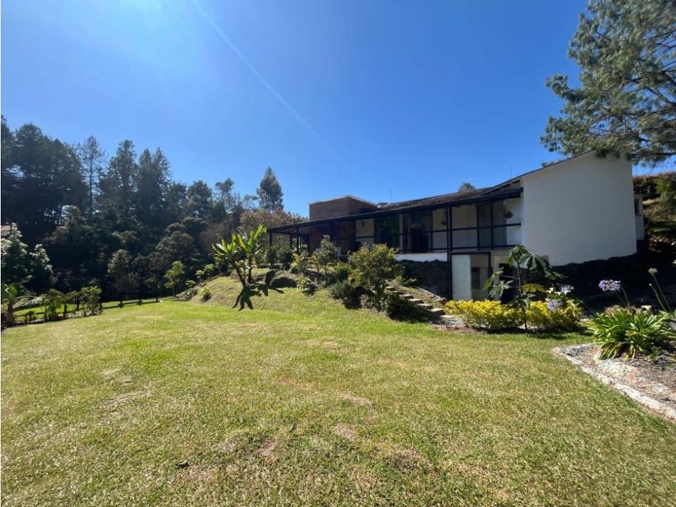 Casa para Arriendo Amoblado en Envigado Alto de Palmas — foto 5
