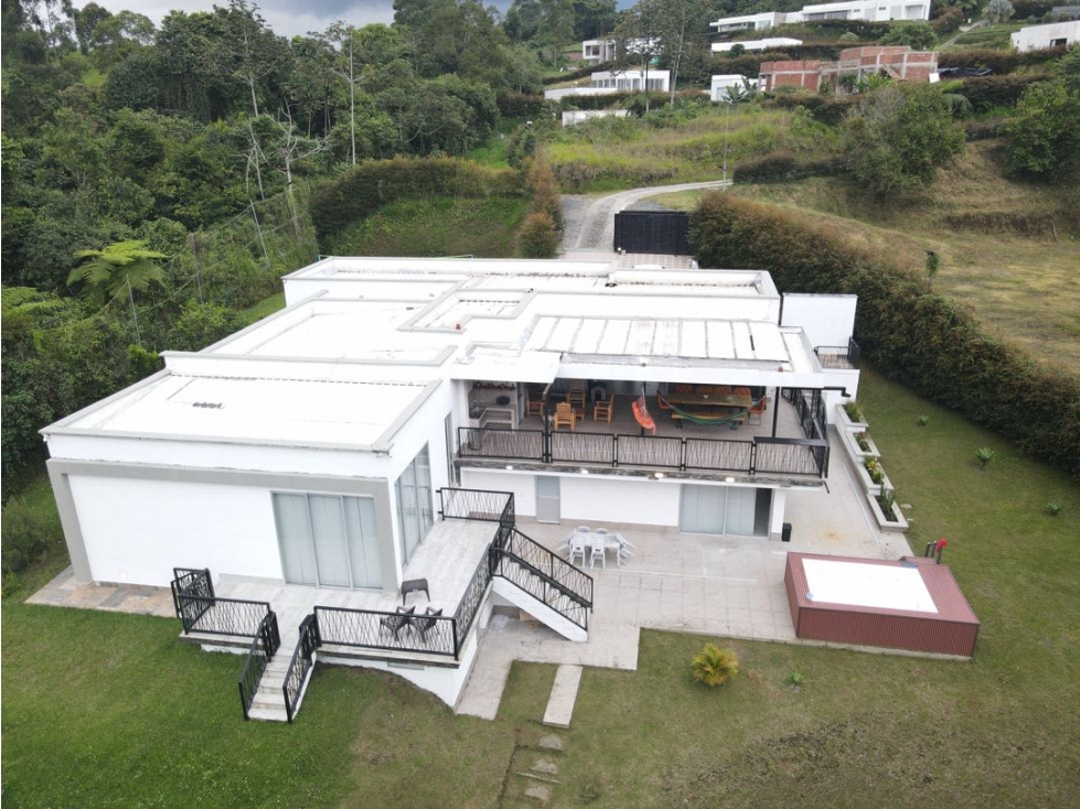 Se Vende Casa Campestre - Vía Circasia