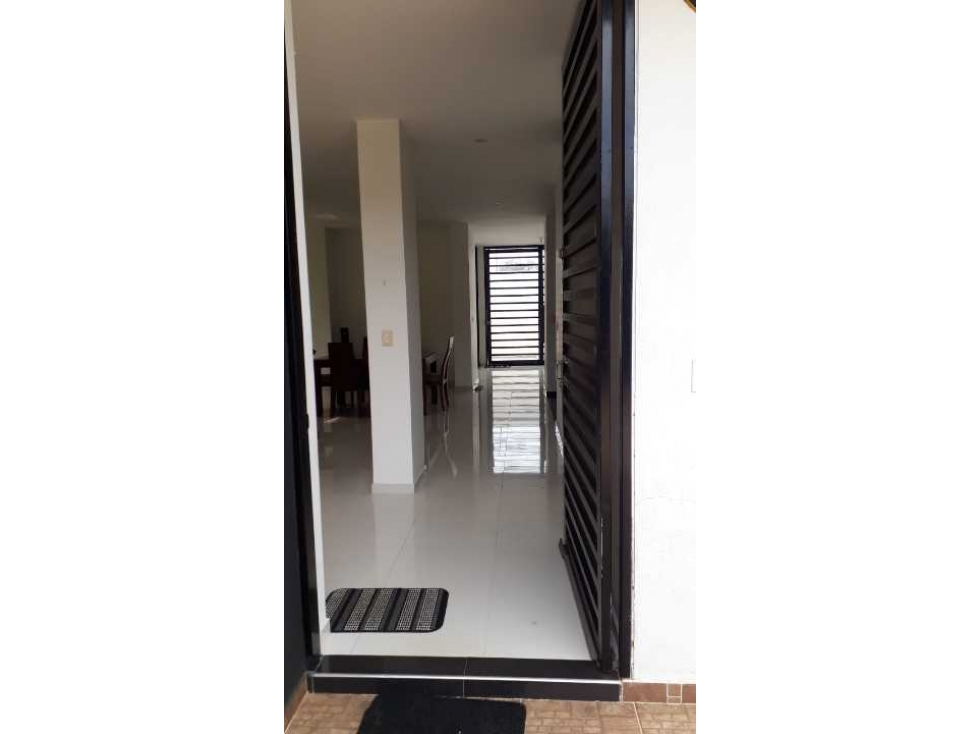 SE VENDE O SE ARRIENDA CASA CAMPESTRE, YOPAL CASANARE - 4