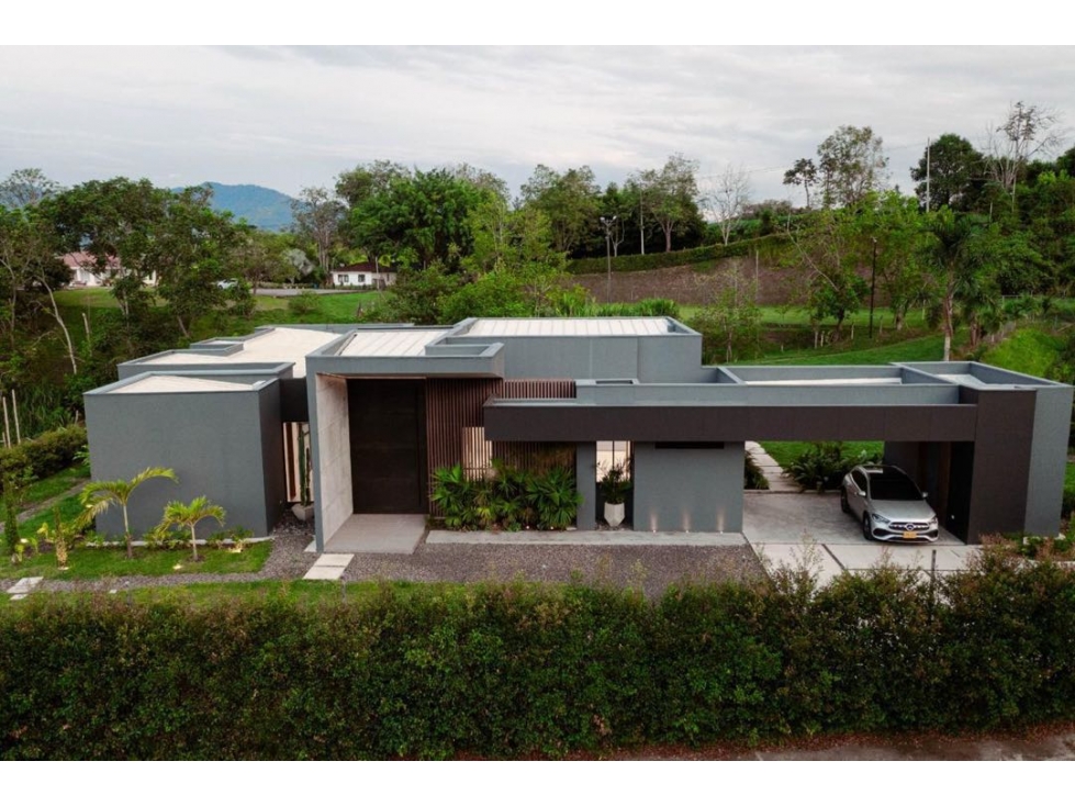 SE VENDE CASA CAMPESTRE CERRITOS PEREIRA