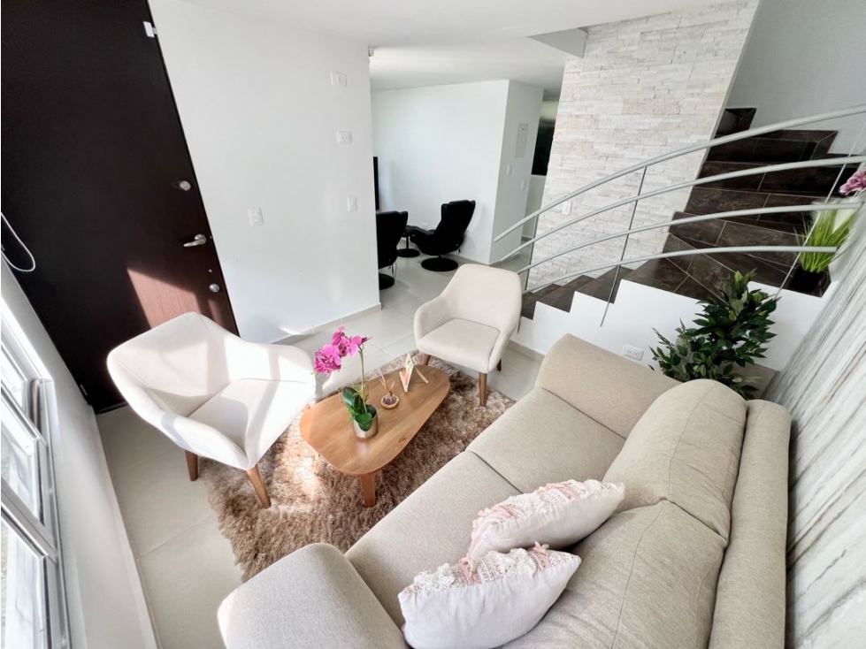 Se Vende Casa iluminada en Conjunto Cerrado en Circasia — foto 3