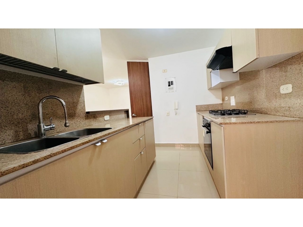 SE VENDE CASA, CIUDAD COUNTRY — foto 2