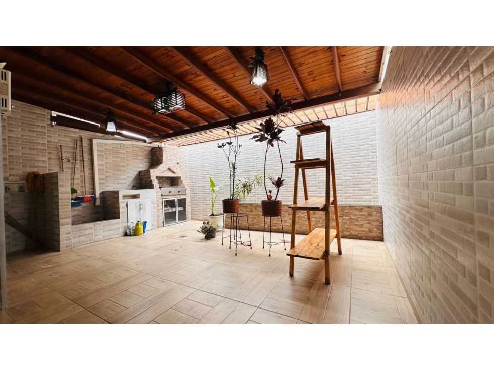 SE VENDE CASA, CIUDAD COUNTRY — foto 4