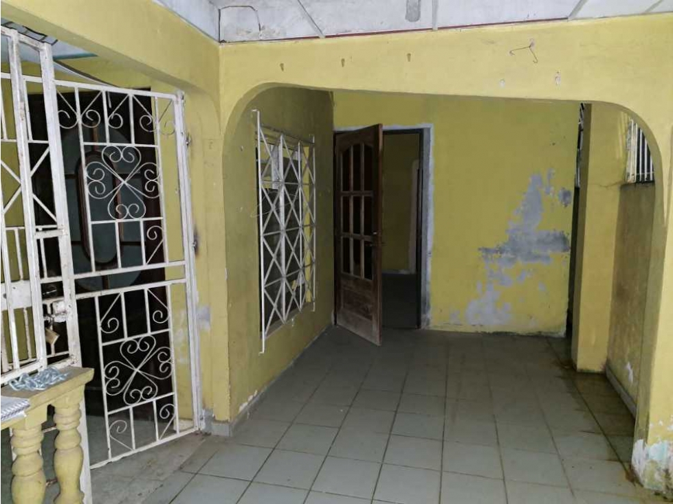 SE VENDE CASA CÉNTRICA EN DAVID - 5
