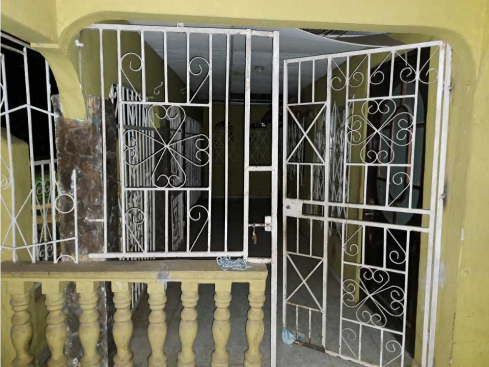 SE VENDE CASA CÉNTRICA EN DAVID - 6