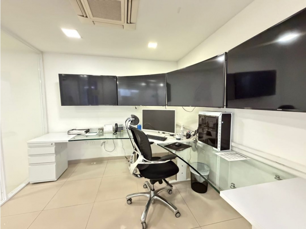 Se vende casa comercial en San Vicente