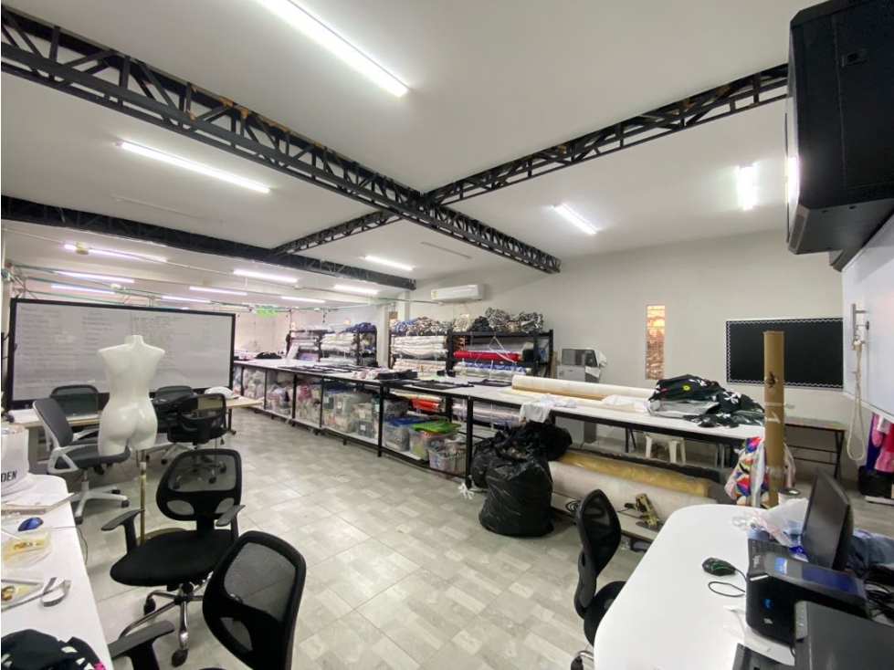 SE VENDE CASA COMERCIAL CERCA AL ESTADIO MODERNO CALLE 30 BARRANQUILLA — foto 4