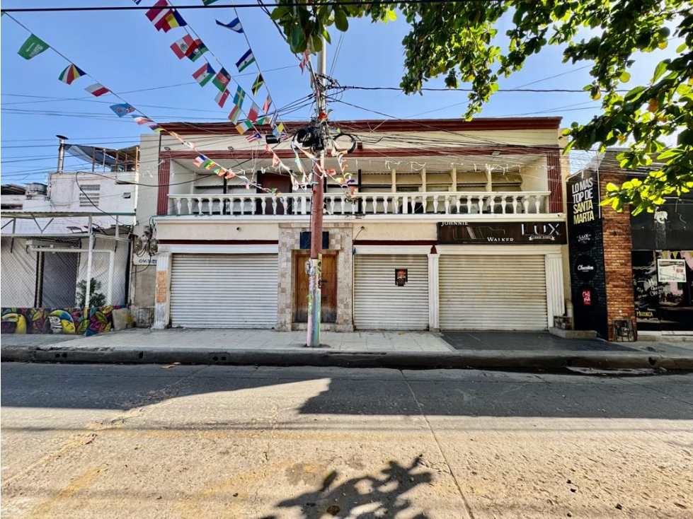 Venta de casa comercial en el centro Historico de Santa Marta