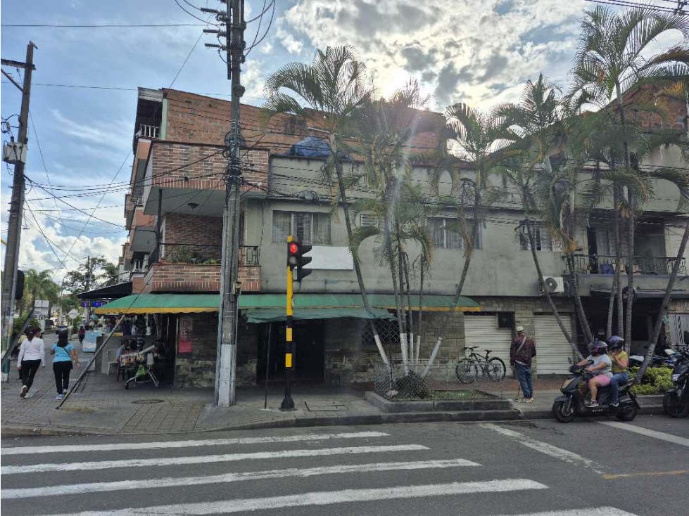 Se vende casa con 2 locales en itagui santa maría — foto 4