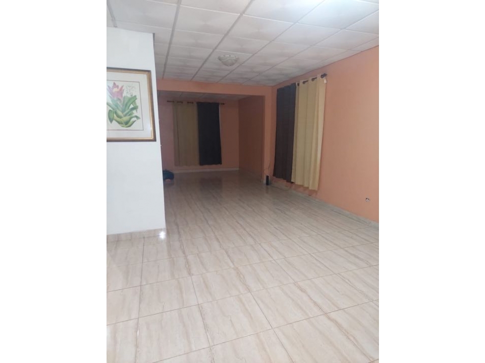 SE VENDE CASA CON ANEXOS EN LAS CUMBRES AM — foto 3